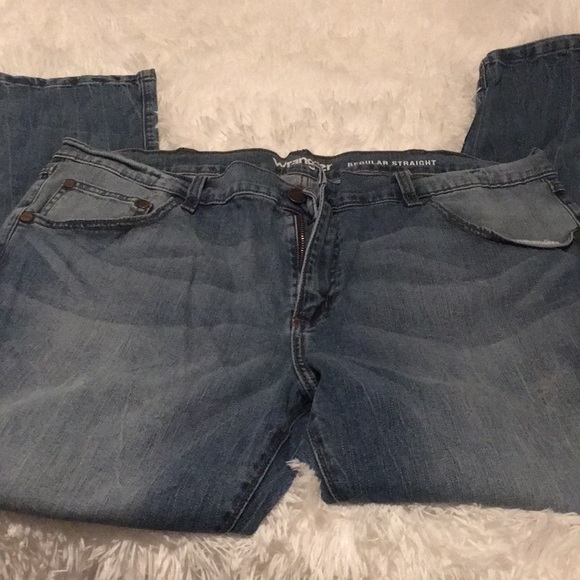 Wrangler Regular Straight 38 x 30 Jeans - Picture 3 of 7